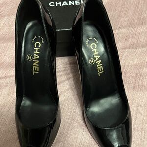 Chanel  lady shoes